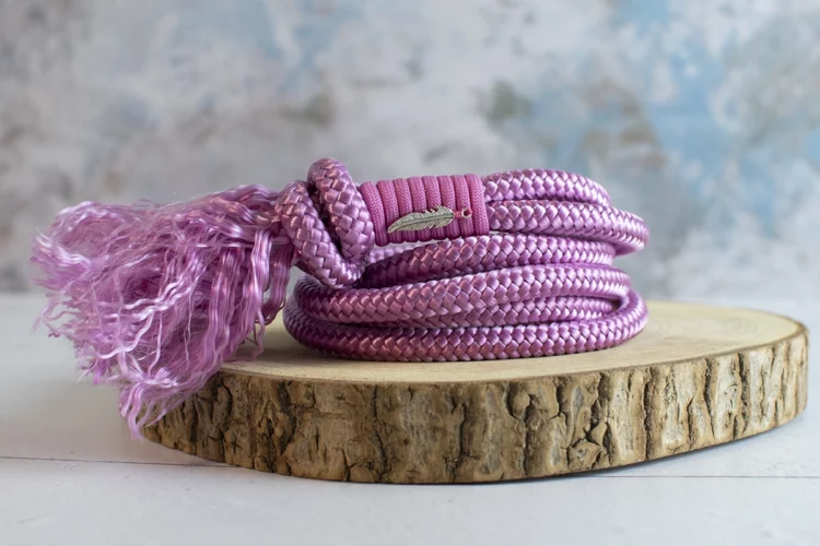 Cordelette à pompon Mauve pastel – Taille Cheval