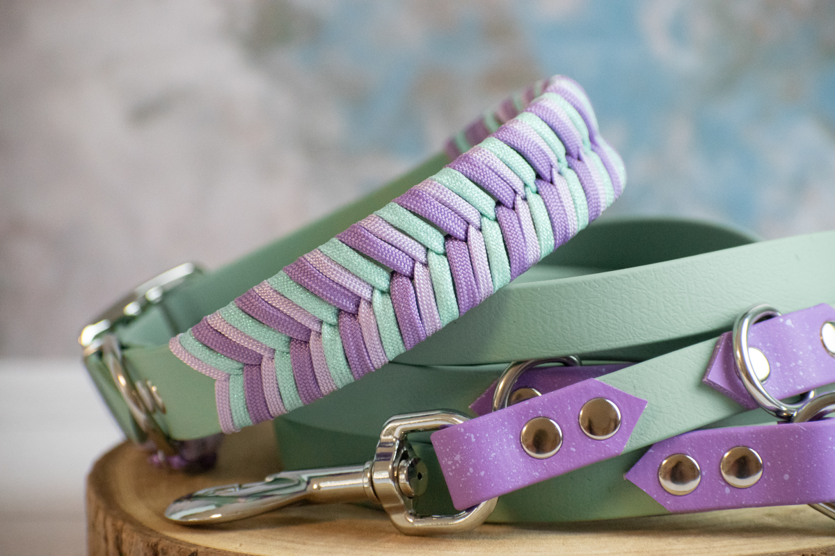 collier tressé sauge